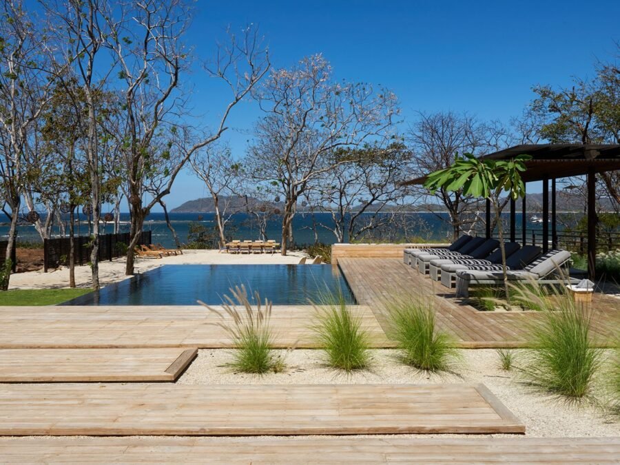 Villa Morabeza — beachfront luxury villa at Playa Langosta, Tamarindo (photo 1)